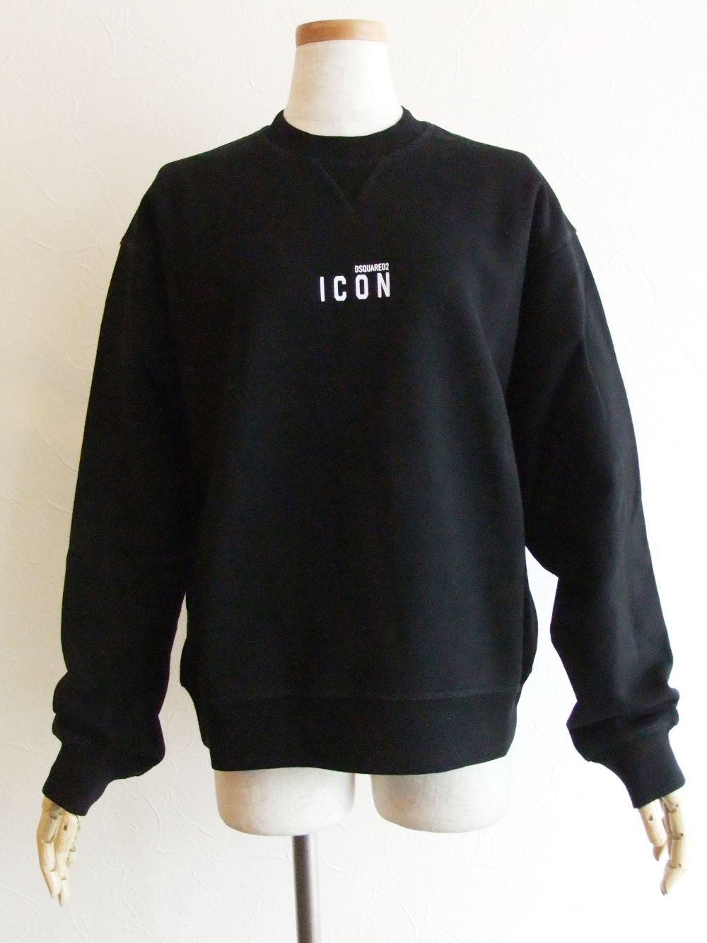 LADIES  "ICON" ミニロゴプリント スウェットシャツ  (ブラック)  S80GU0011