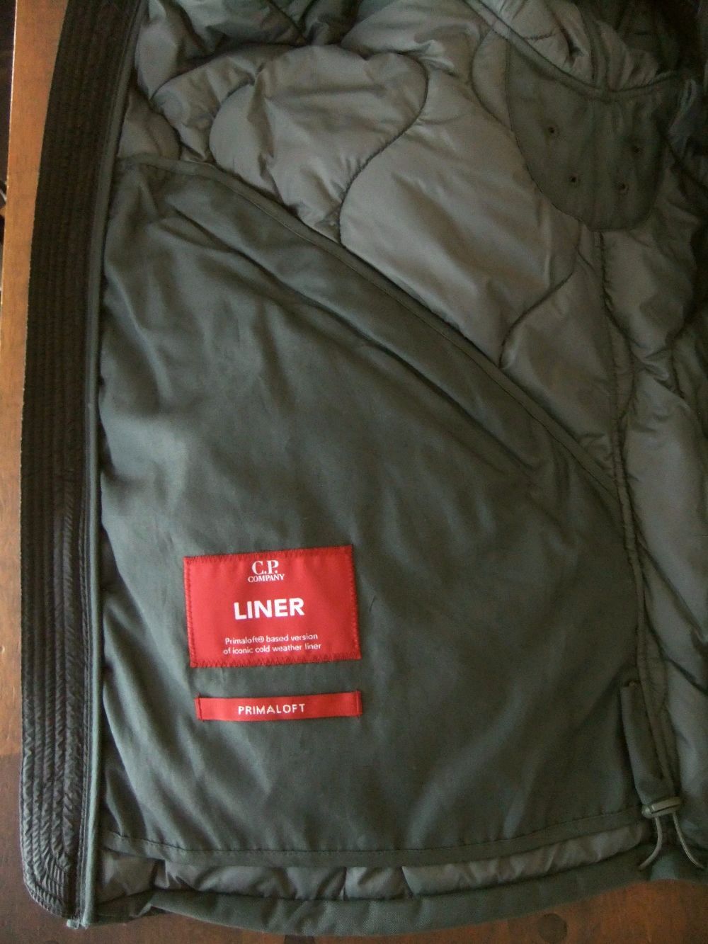LINER PADDED HOODED JACKET    フード付き キルティング ジャケット