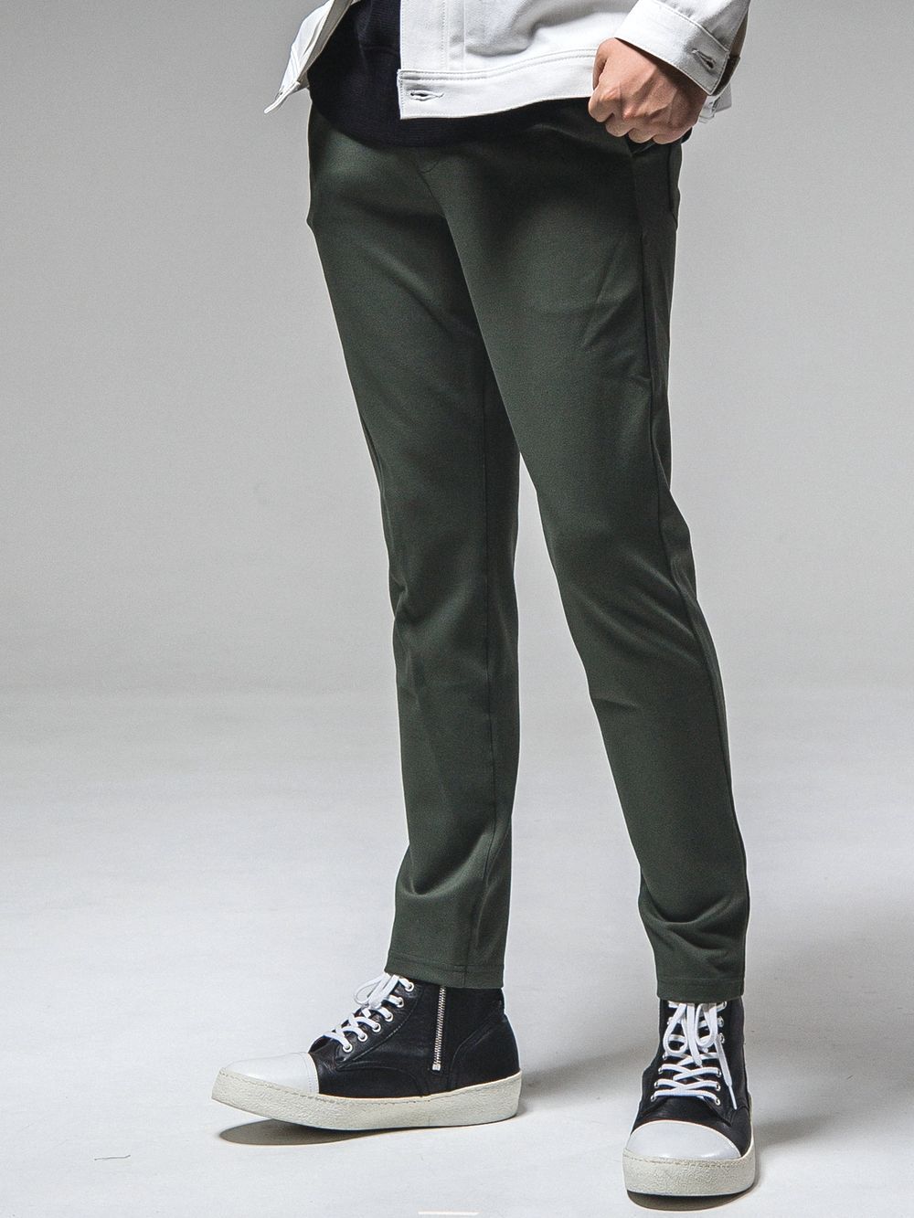 ERIC EASY PANTS BLACK    (カーキ)   スラックス型イージーパンツ