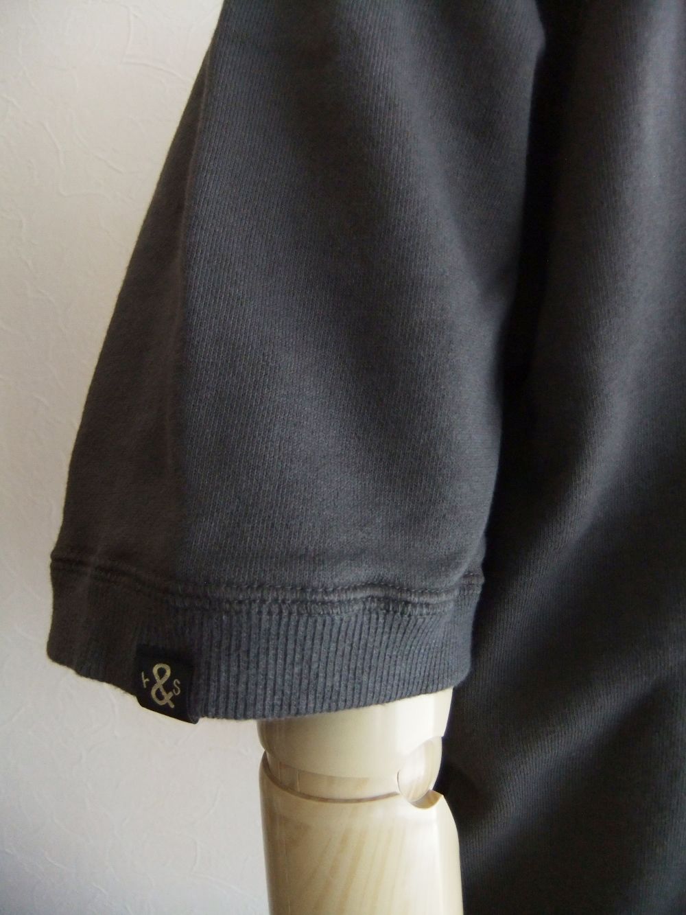 DUCKBILLS SWEAT (ブラウン)   ロゴ入り半袖スエット   RSM-23042