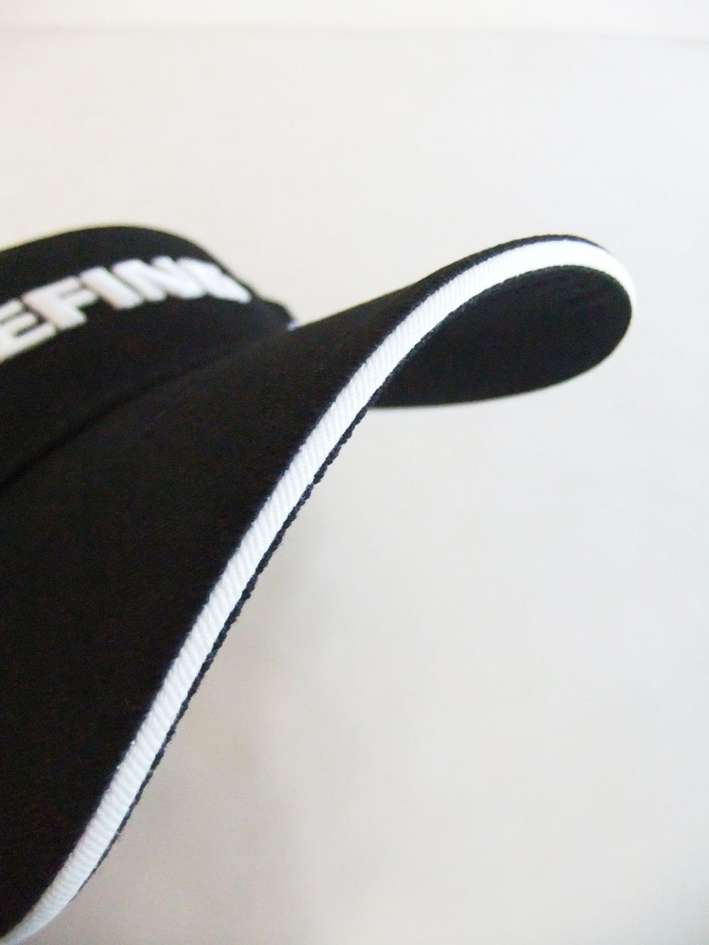 MENS BASIC VISOR （ブラック） ロゴ バイザー