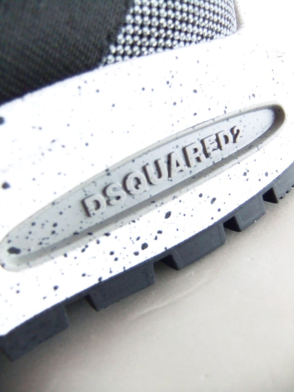 RUN DS2 SNEAKERS  (グレー)  ロゴ スニーカー