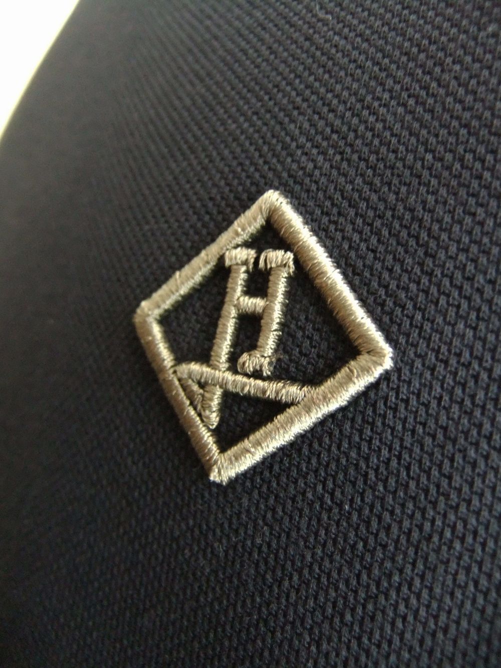 HERNO コットン ピケ クルーネック ロゴTシャツ (ネイビー)