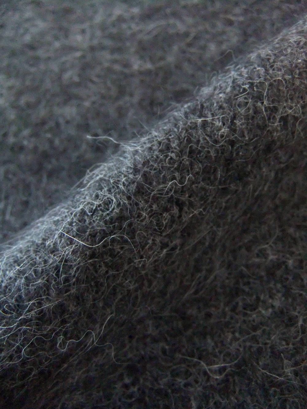 Ferret Hair Drape PO  Vネック ボリュームスリーブ 3D プルオーバー  2103-0102