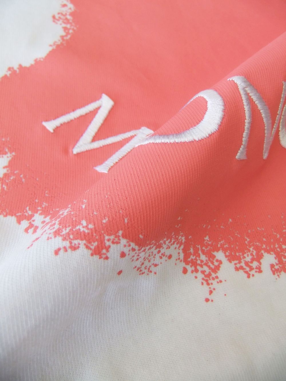【LADIES】   ロゴマーク プリント Tシャツ
