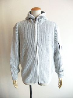 FLEECE KNIT ZIPPED CARDIGAN  フード付き ZIP セーター