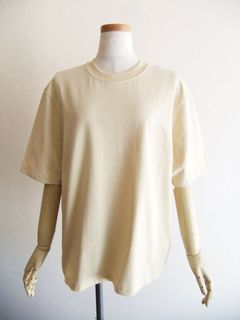 【ユニセックス】AMI DE COEUR Tシャツ   ロゴ半袖 Tシャツ （ベージュ）