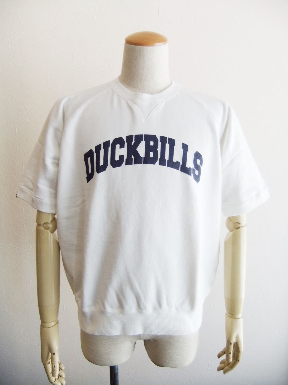 rough & swell - DUCKBILLS SWEAT (ホワイト) ロゴ入り半袖スエット