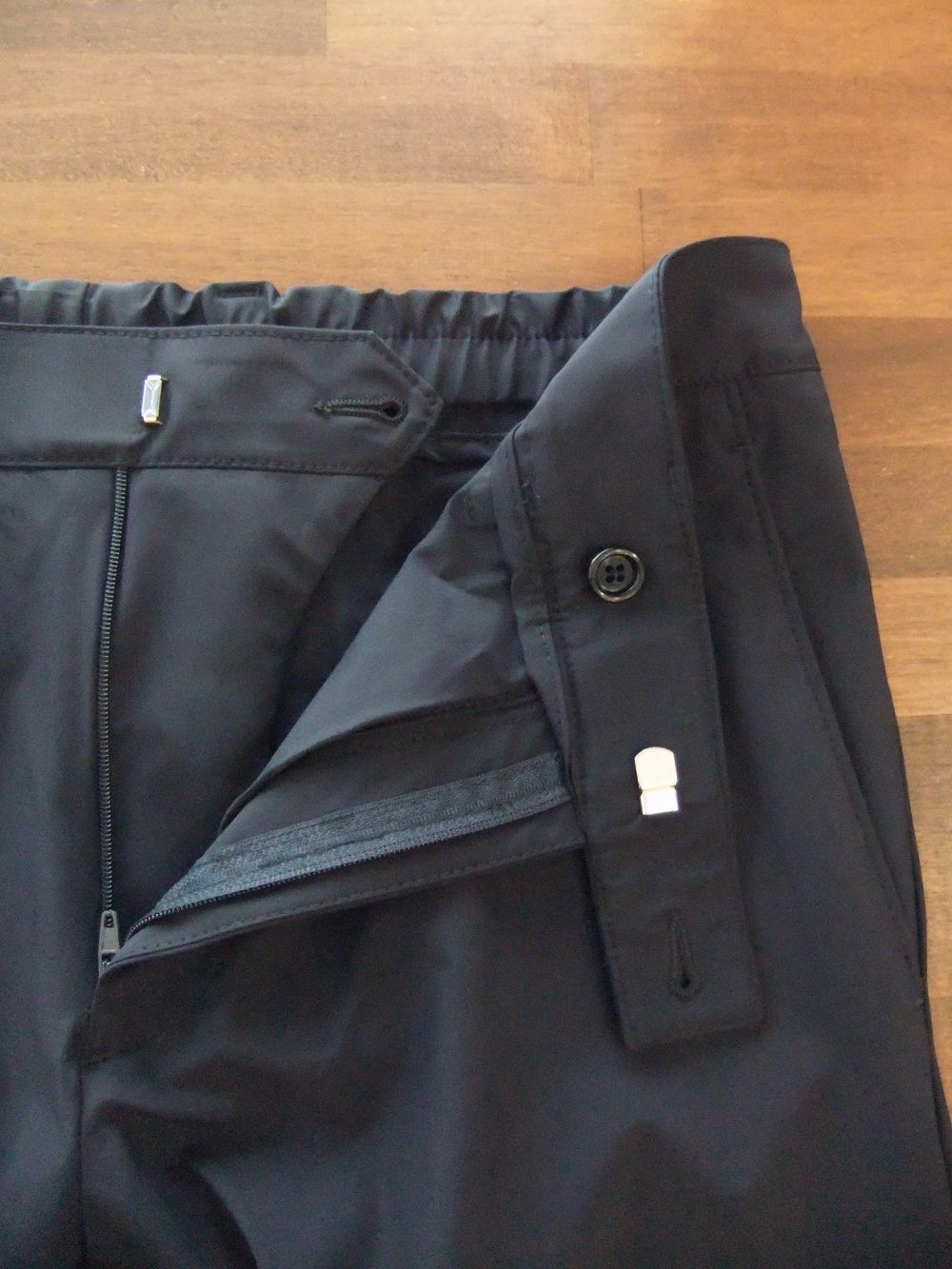 年末年始限定価格【美品】LARDINI44パッカブルスーツ スーツ