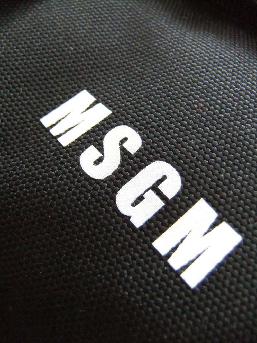 MSGM - ナイロン ロゴプリント ミニ バックパック (ブラック) 2940MZ28 ...
