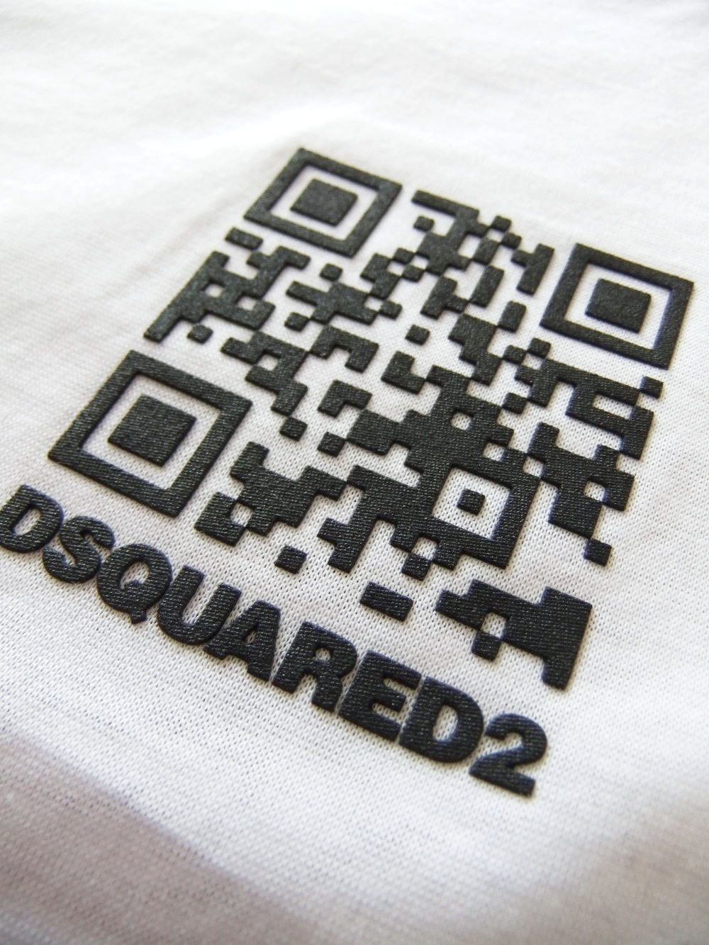 LADIES  D2 QR-Code  ロゴプリント T-SHIRT   S75GD0151