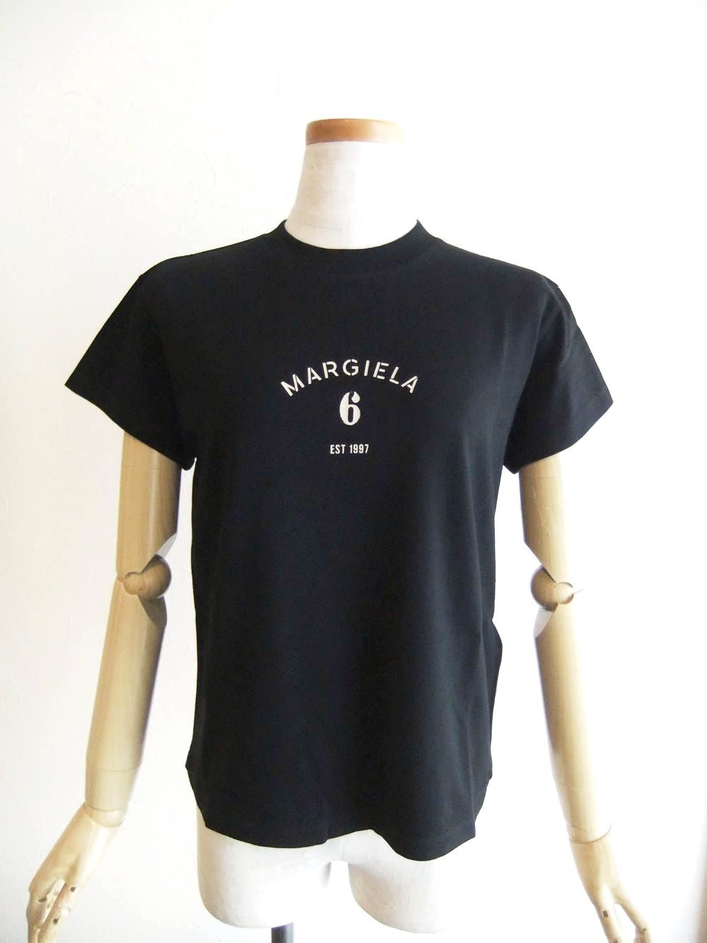 【レディース】MM⑥ MAISON MARGIELA    (ブラック)  シグネチャー ジャージーTシャツ