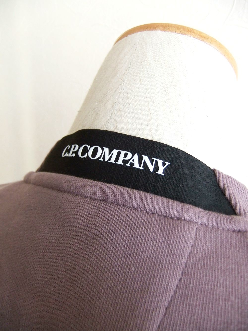 DIAGONAL RAISED FLEECE  SWEATSHIRT  (ライトスモークパープル) クルーネック スウェットシャツ