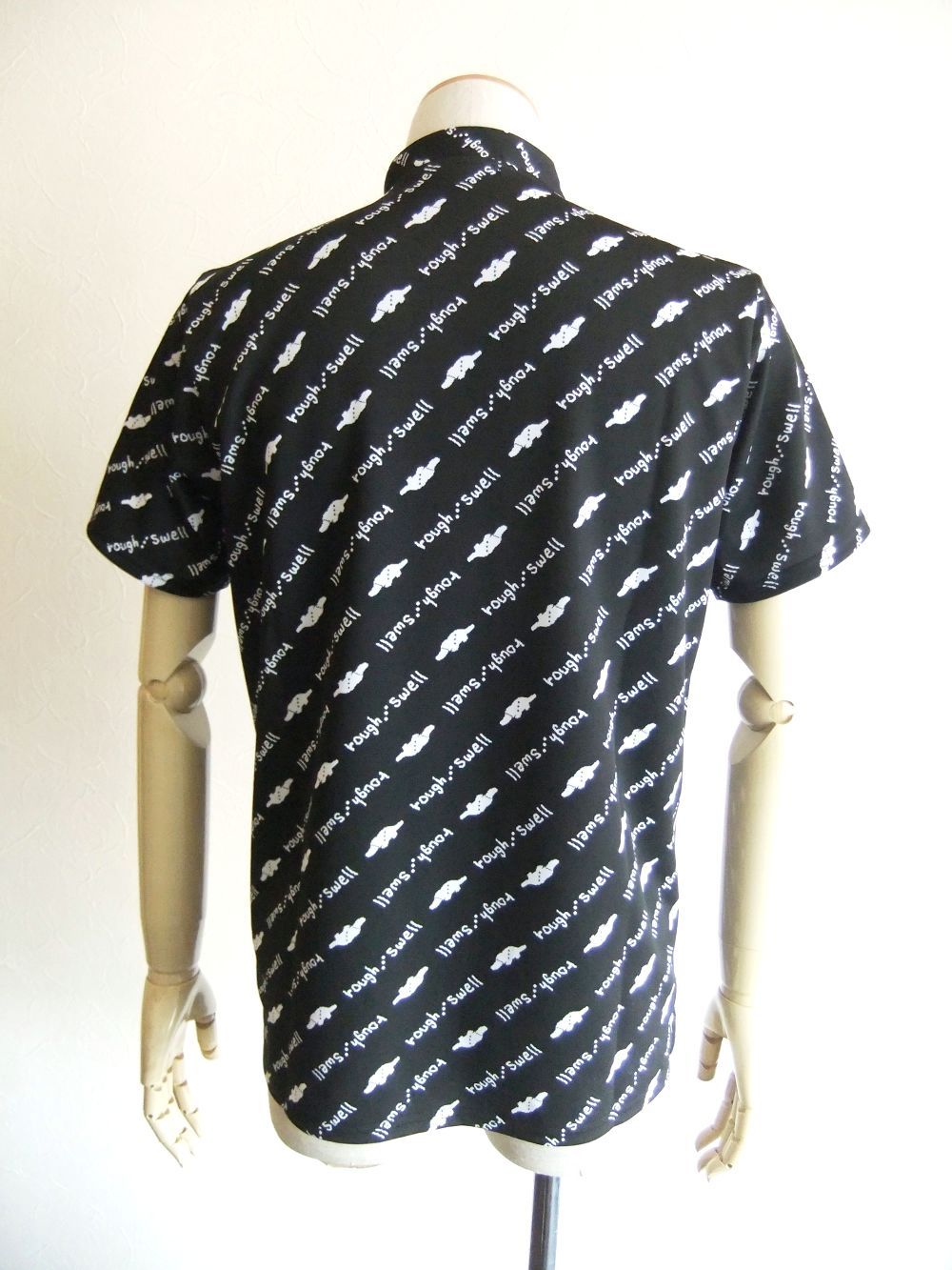 最高の品質 - swell & rough KAHALA ロゴ半袖 (ブラック) ROUGH-NECK メンズウェア