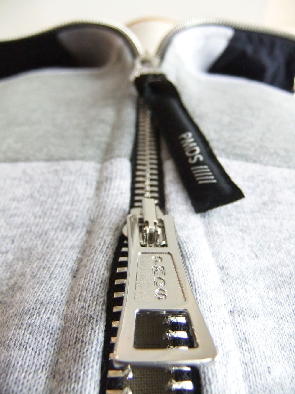 ORVO   LINE  ZIP UP パーカー
