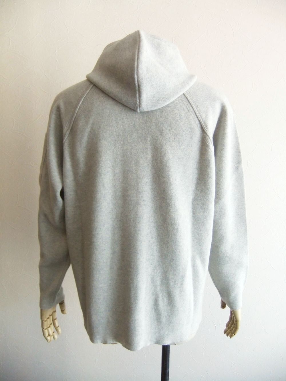 KNITWEAR CARDIGAN IN LAMBSWOOL GRS  フード付き ZIP セーター