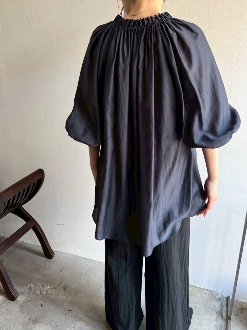 Sheer Shiny Frill Blouse  シアー シャイニー フリル ブラウス    535921