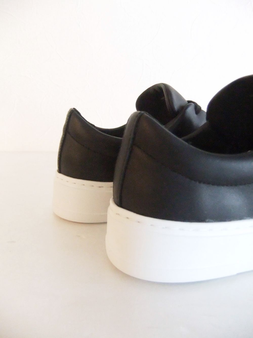 【MENS】 MINIMAI  RAW CUT (ブラック)   レザースニーカー
