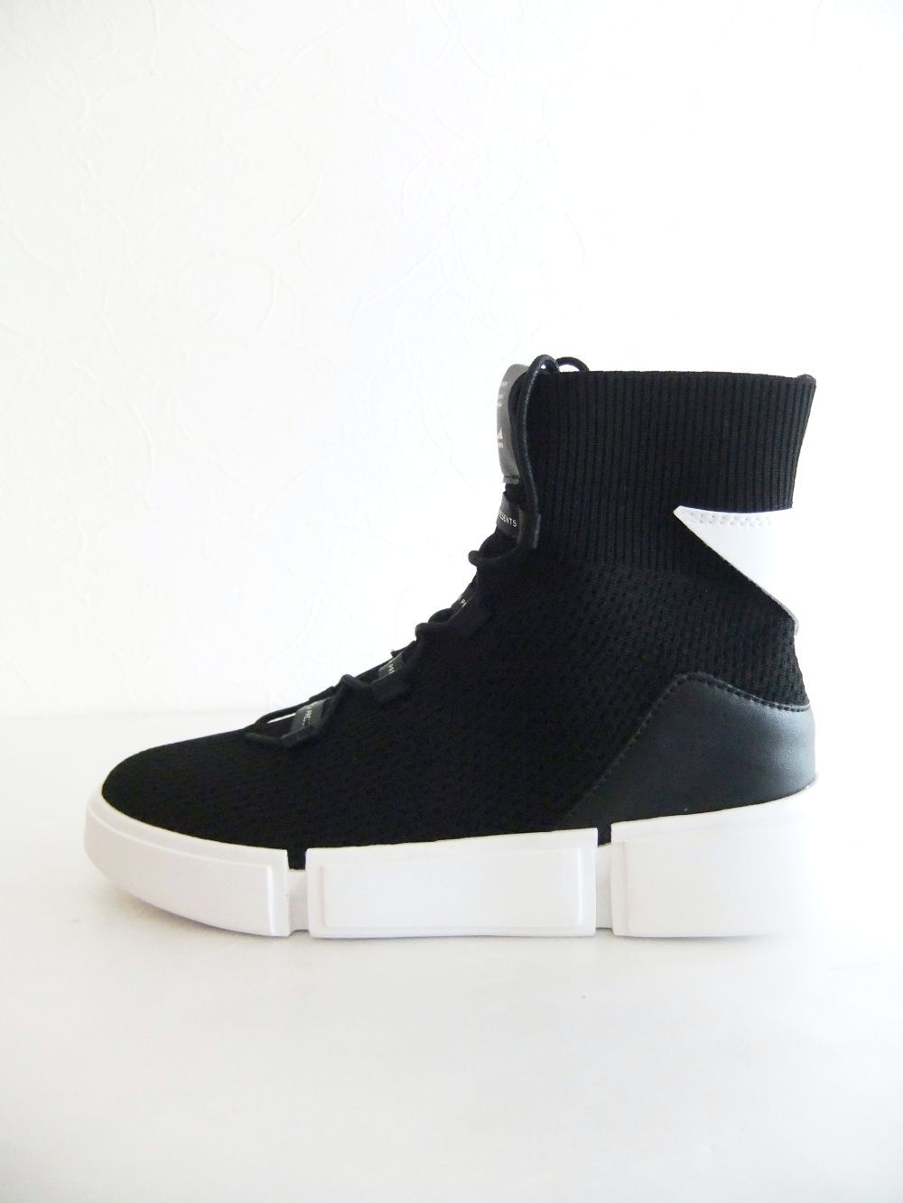 ロゴ入り ミッド スニーカー  LOGO MID SNEAKERS   MS 2048