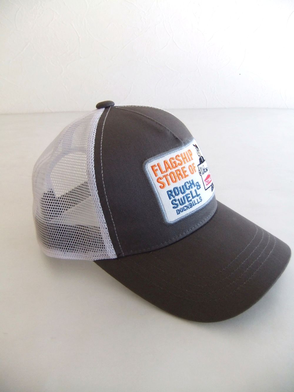 TRUCKER CAP  (ベージュ)   ロゴ入りキャップ    RSA-24006