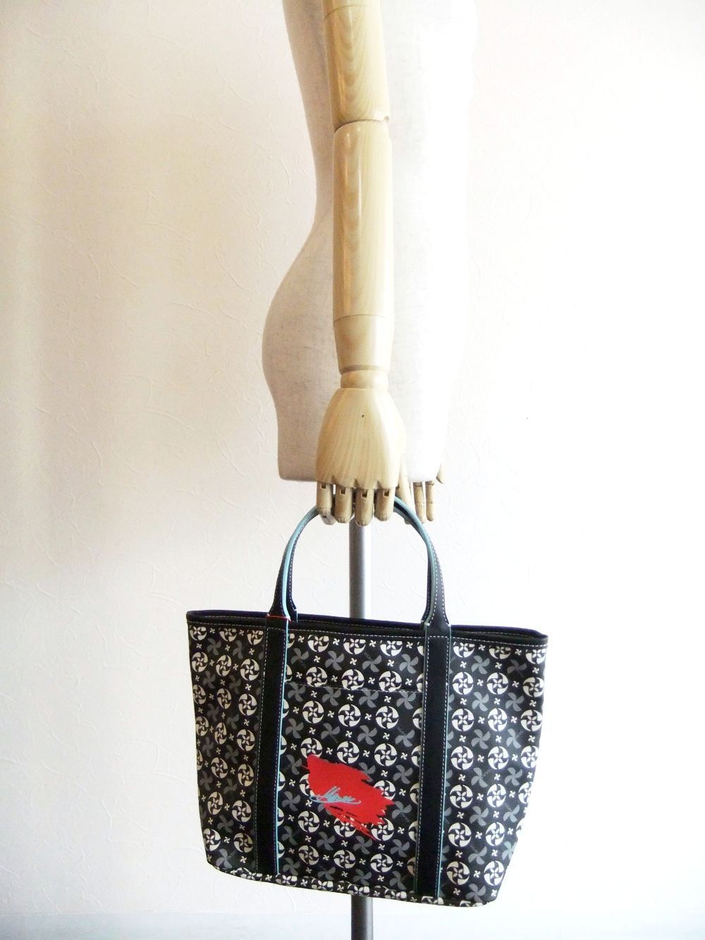 comp. モノグラム PVC ミニ TOTE   (ブラック)   SB1113