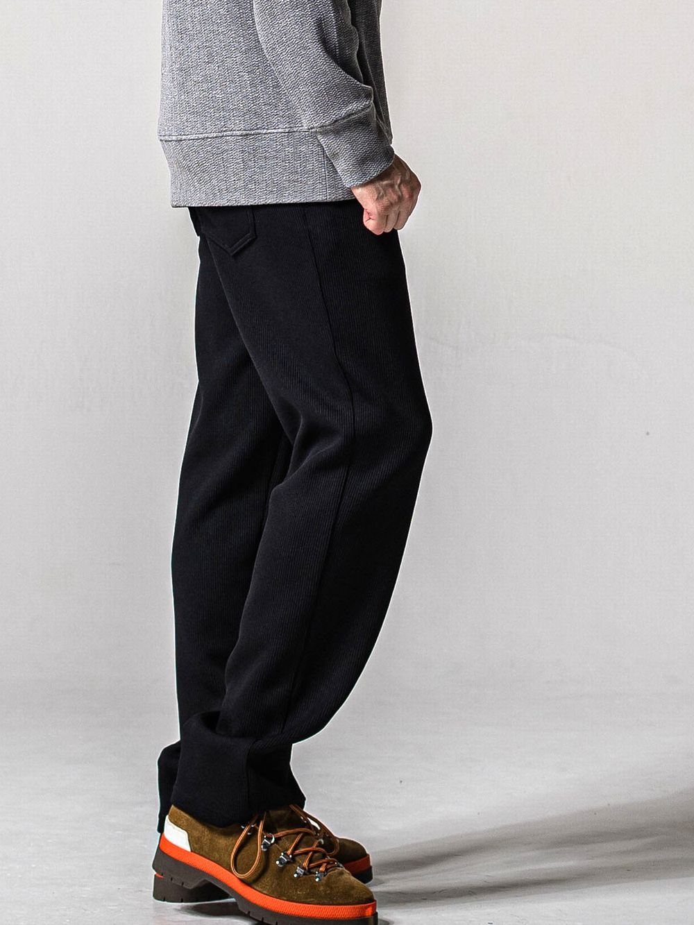AZE WIDE TUCK PANTS   ワイド イージーパンツ （ブラック）