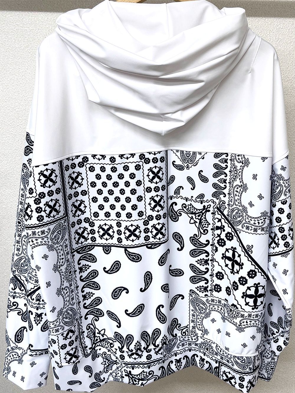 PAISLEY RUSH OVER ZIPUP HOODIE   (ホワイト) ラッシュガード ZIP パーカー