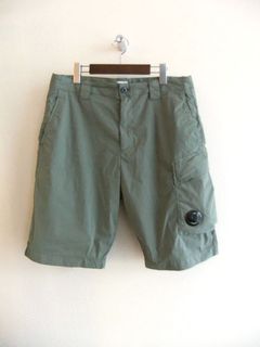 50 FILI STRETCH SHORTS   (カーキ)   ナイロン ストレッチ ZIP ハーフパンツ