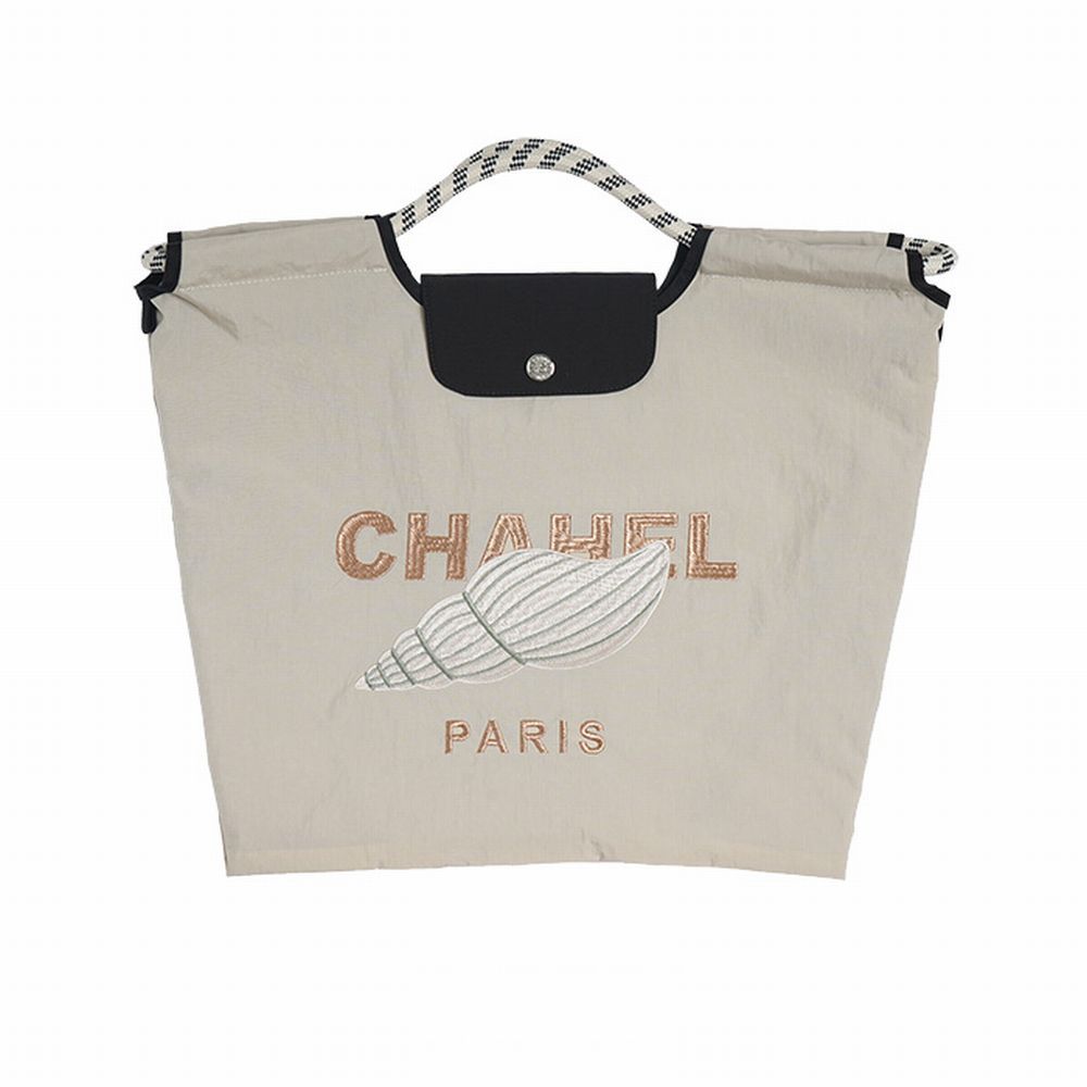 【MICALLE MICALLE Account】 HOMMAGE SPIRAL SHELL MOTIF FLAP BAG (ベージュ) オマージュ フラップ トートバッグ  MAD119GEB