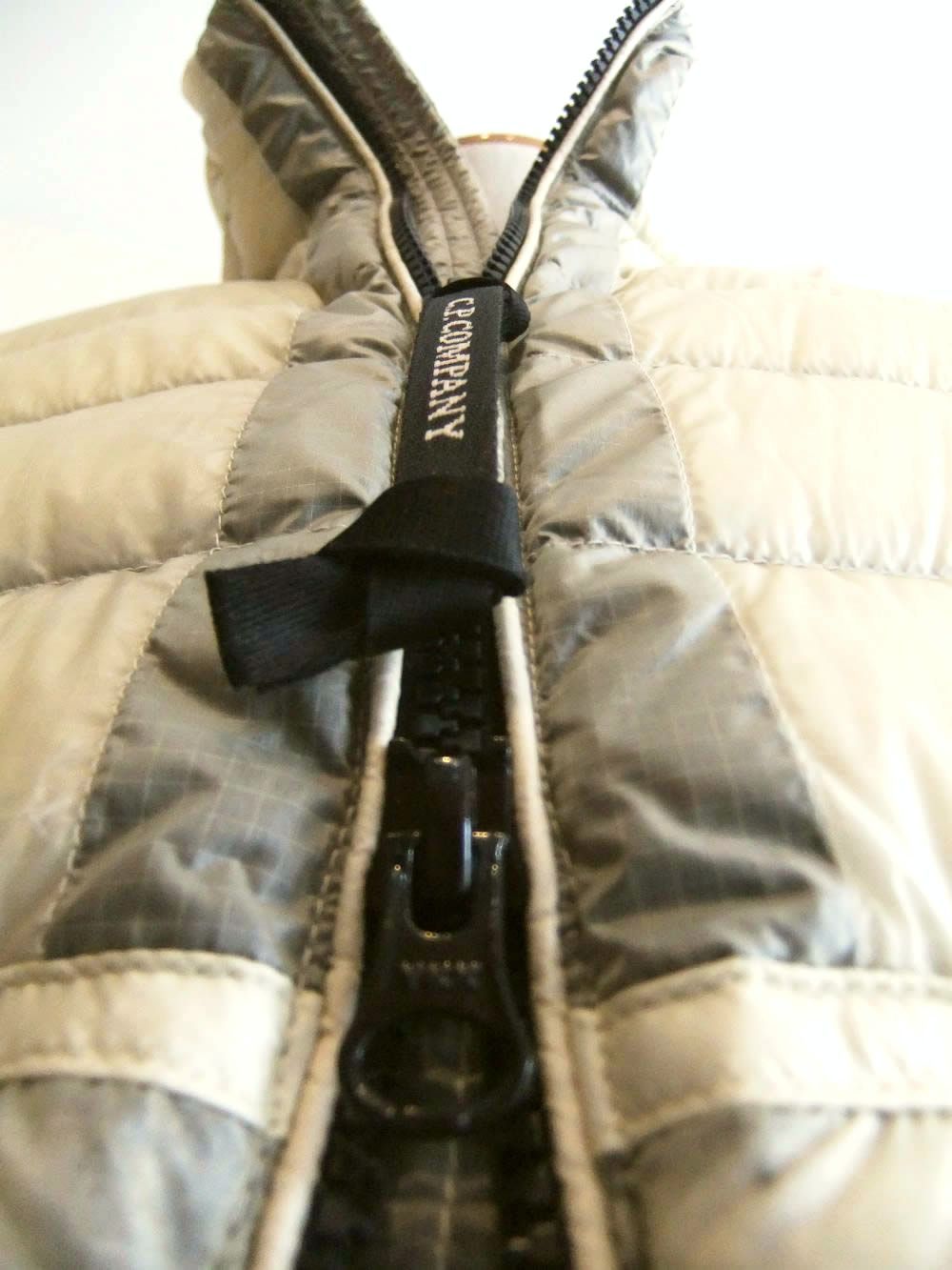 D.D. SHELL DOWN VEST   ナイロン ジップアップ ダウン ベスト