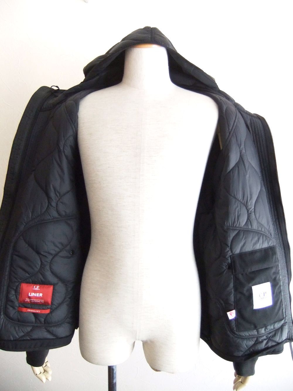 OUTERWEAR MEDIUM JACKET IN LINER   フード付き キルティング ジャケット