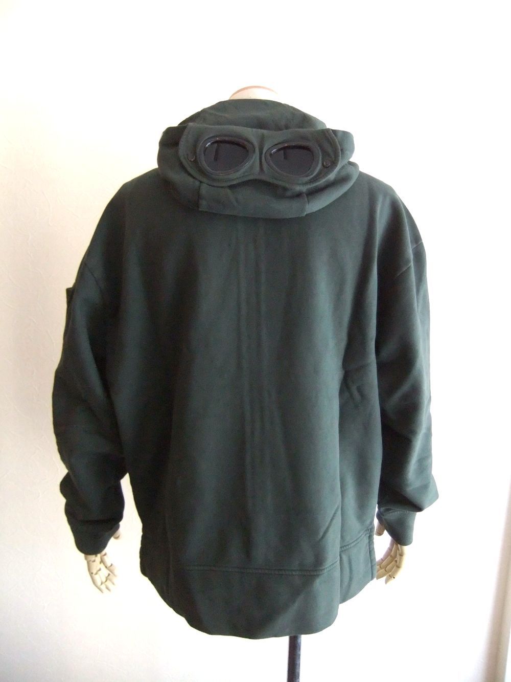 C.P. COMPANY - SWEATSHIRTS HOODED OPEN IN BRUSHED EMERIZED