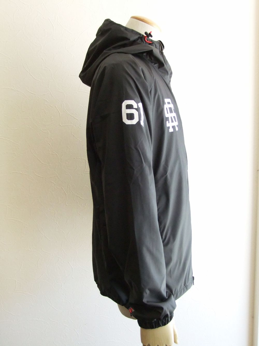 CHIC LOGO HOODIE  ウィンドブレーカー ( ブラック )   RSM-20247