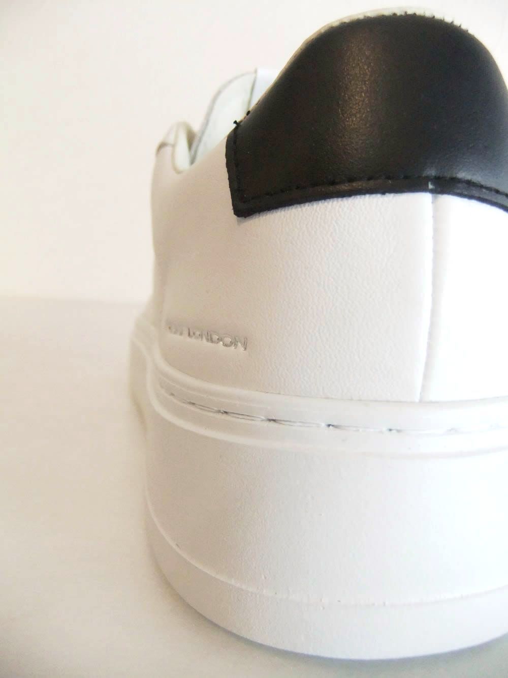 【MENS】  EXTRA LIGHT  RAW CUT (ホワイト)   レザースニーカー