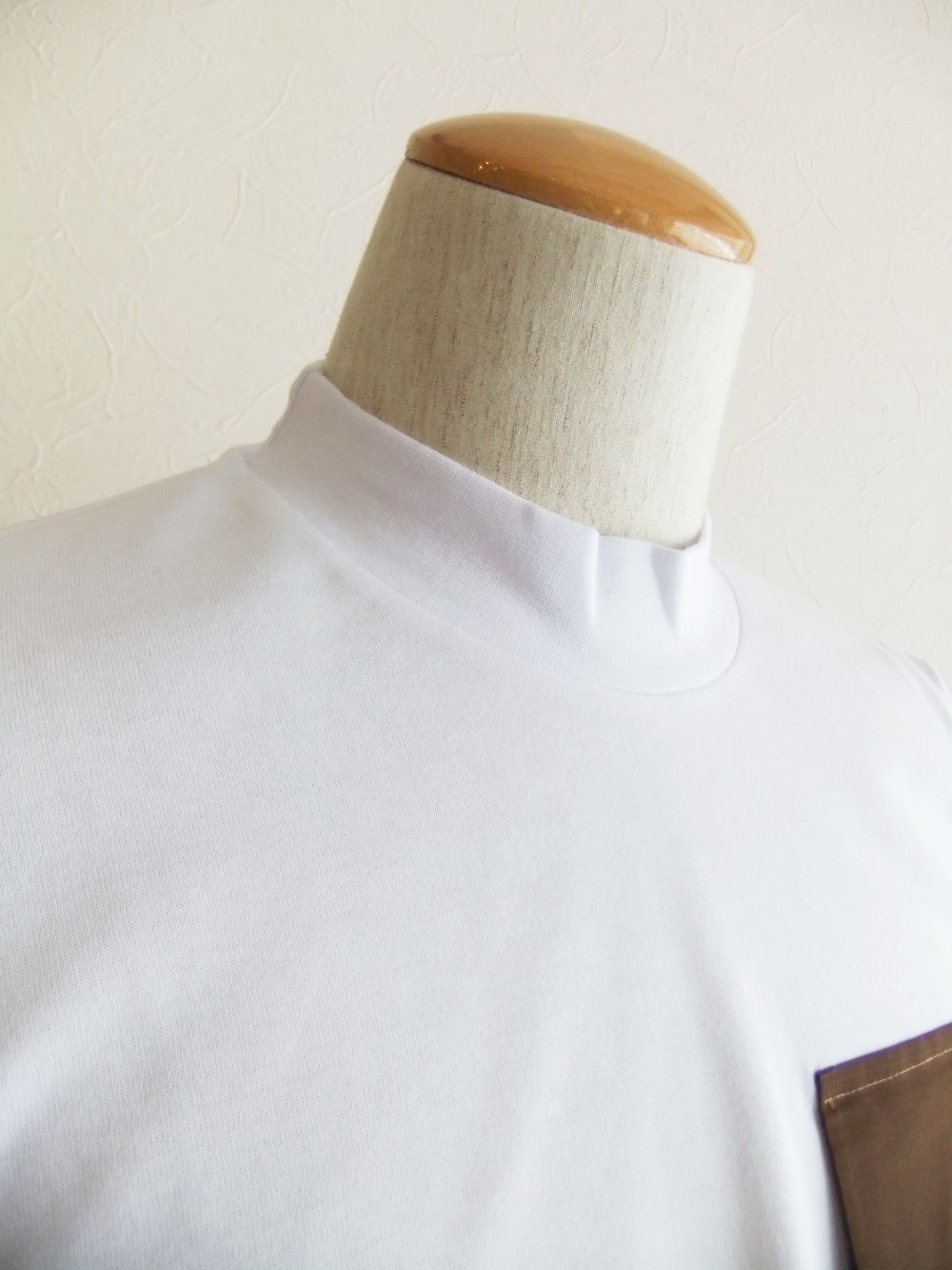 EMI   POCKET モックネック 半袖 Tシャツ