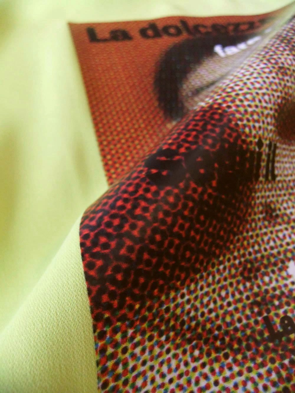 グラフィック プリント Tシャツ (イエロー)    MMA123TEA