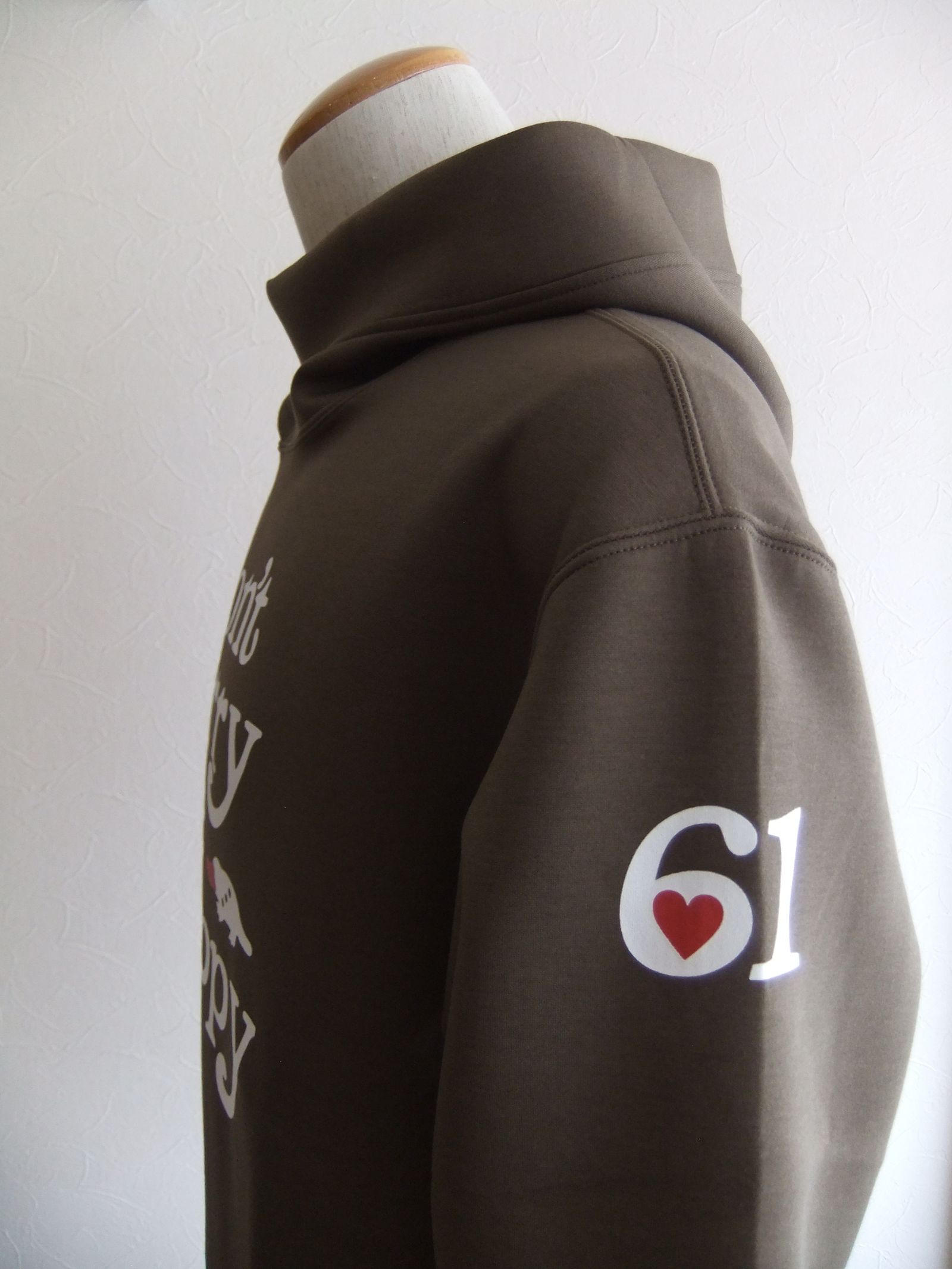 DON’T WORRY HOODIE  (ベージュ) ロゴ フーディ   RSM-25208