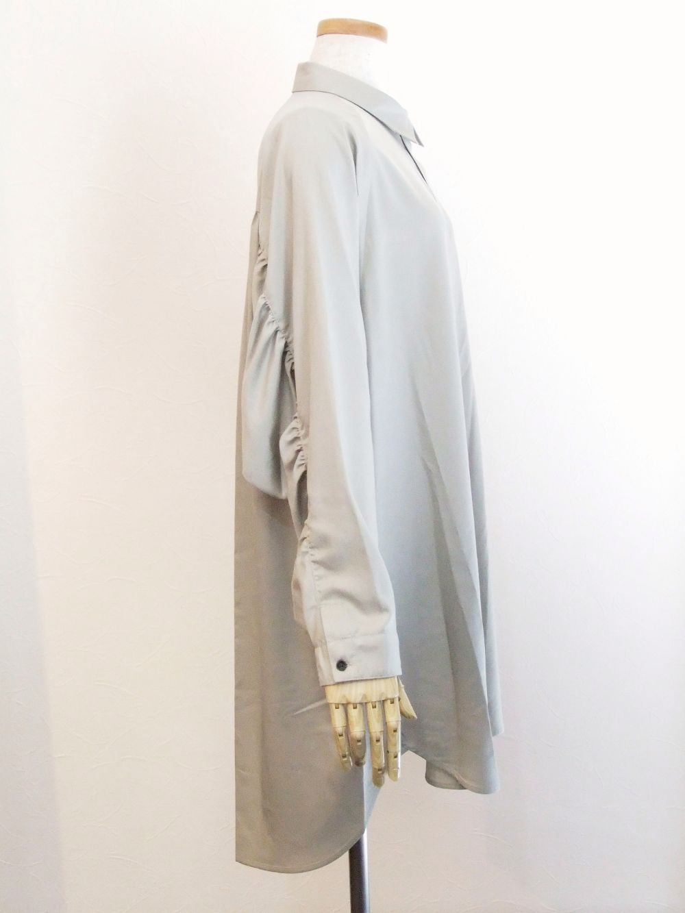 【SIWALY】 バック ギャザー ロング オーバーシャツ  520405