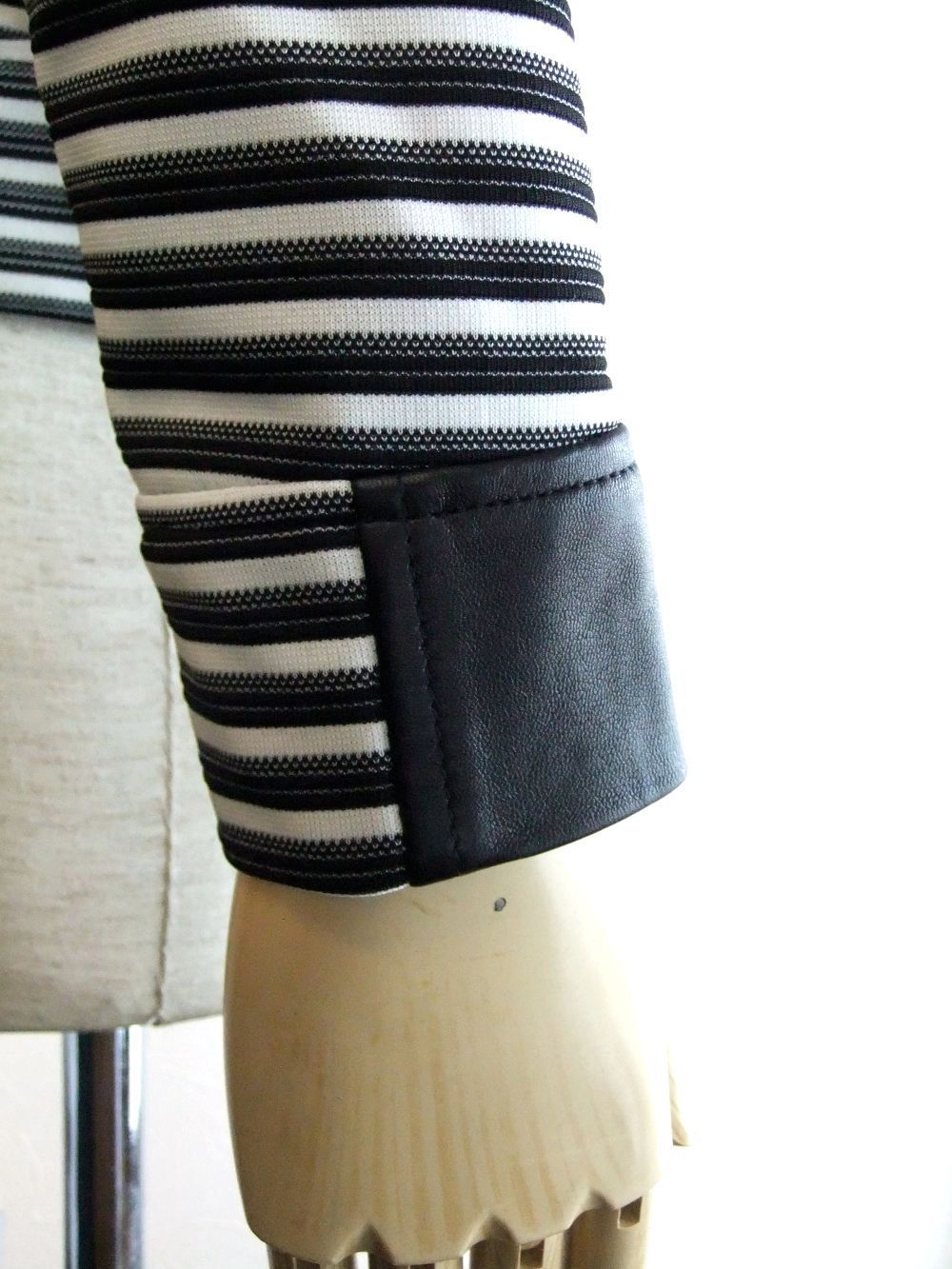 PETER   メンズ ラムスキン ボーダー 切り替え ジップアップパーカー   N SILK × Neoprene