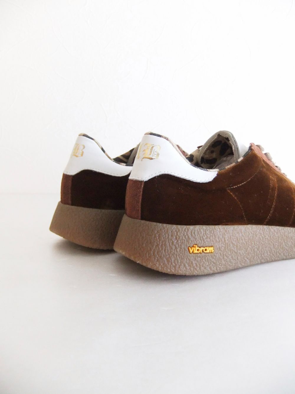 AB-PLAYER SNKRS レザースニーカー  (ブラウン )