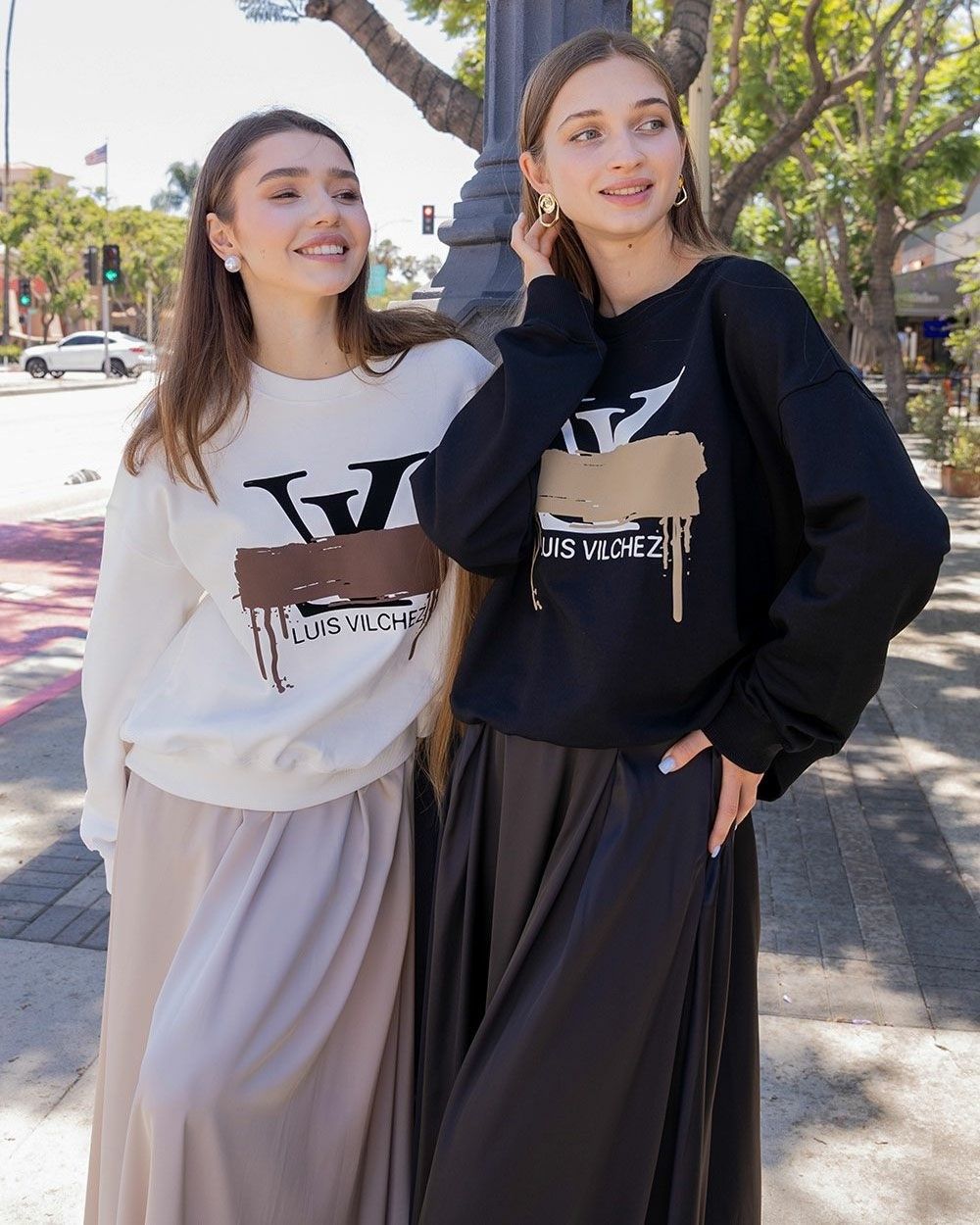 【MICALLE MICALLE Account】 HOMMAGE  DORO LZ SWEAT SHRIT (ブラック)   ロゴ Tトレーナー  MAG103TDC