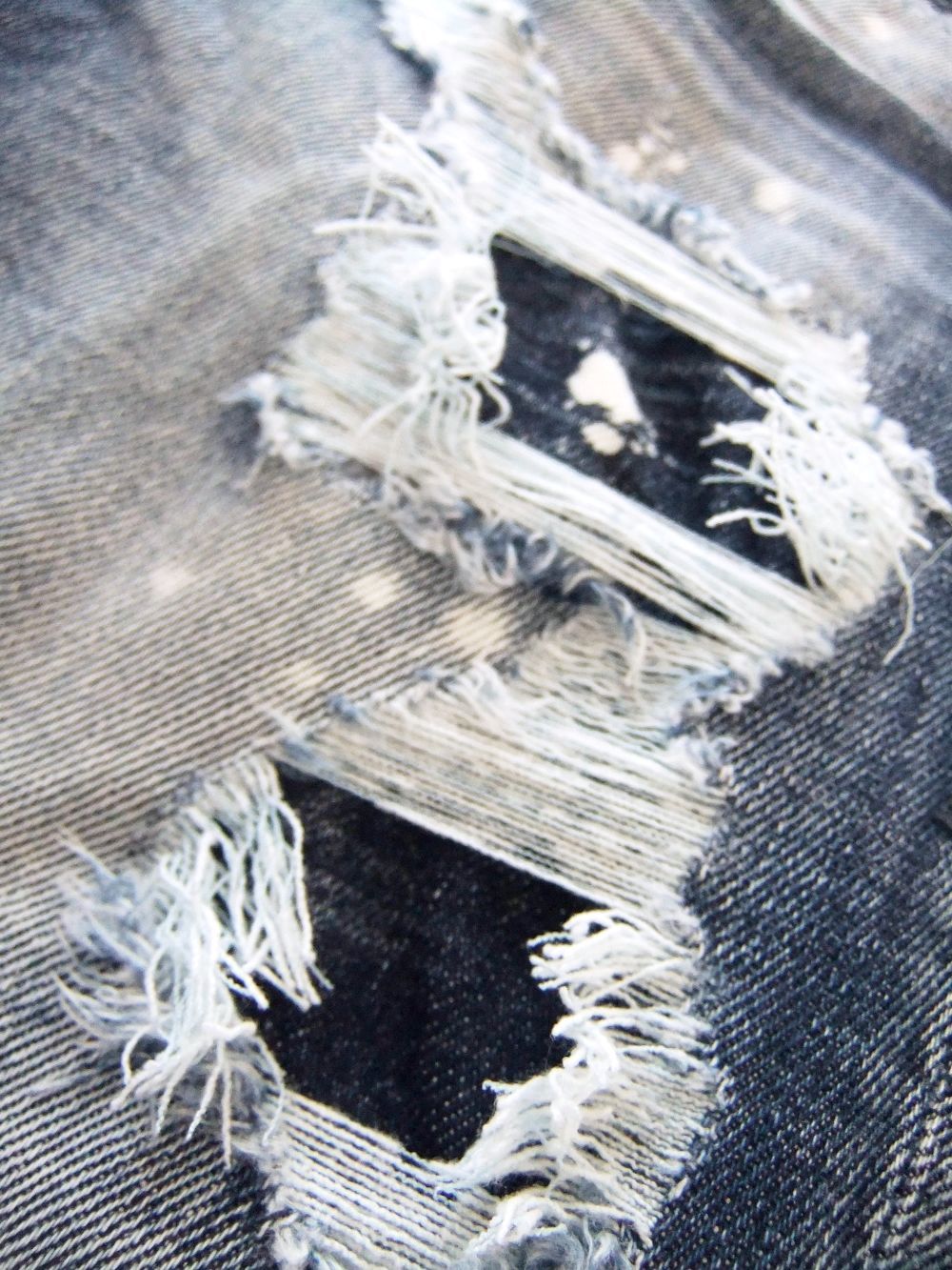 Dsquared2 - 《LADIES》 DARK RIPPED BLEACH WASH JENNIFER