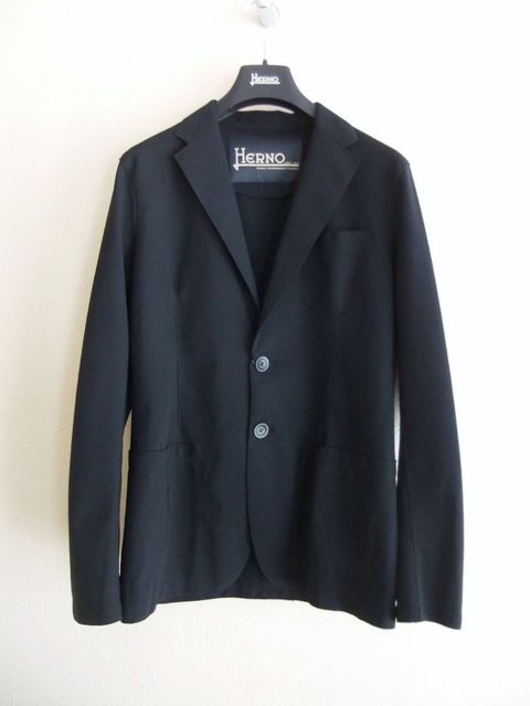 定価40万ジバンシースタジャン