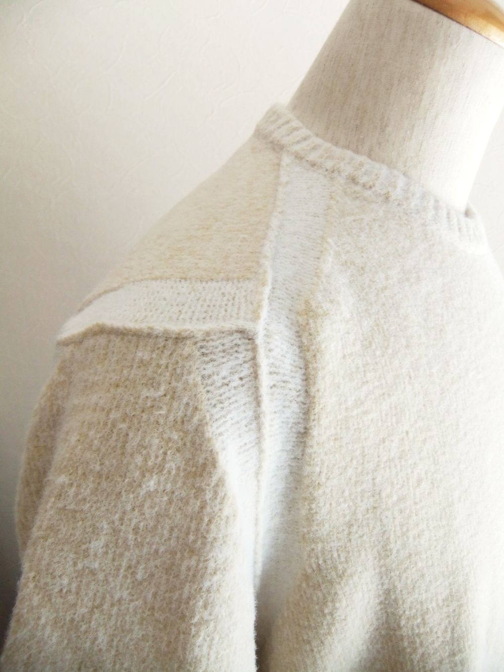 FLEECE KNIT JUMPER  (ライトベージュ) ウール クルーネック セーター