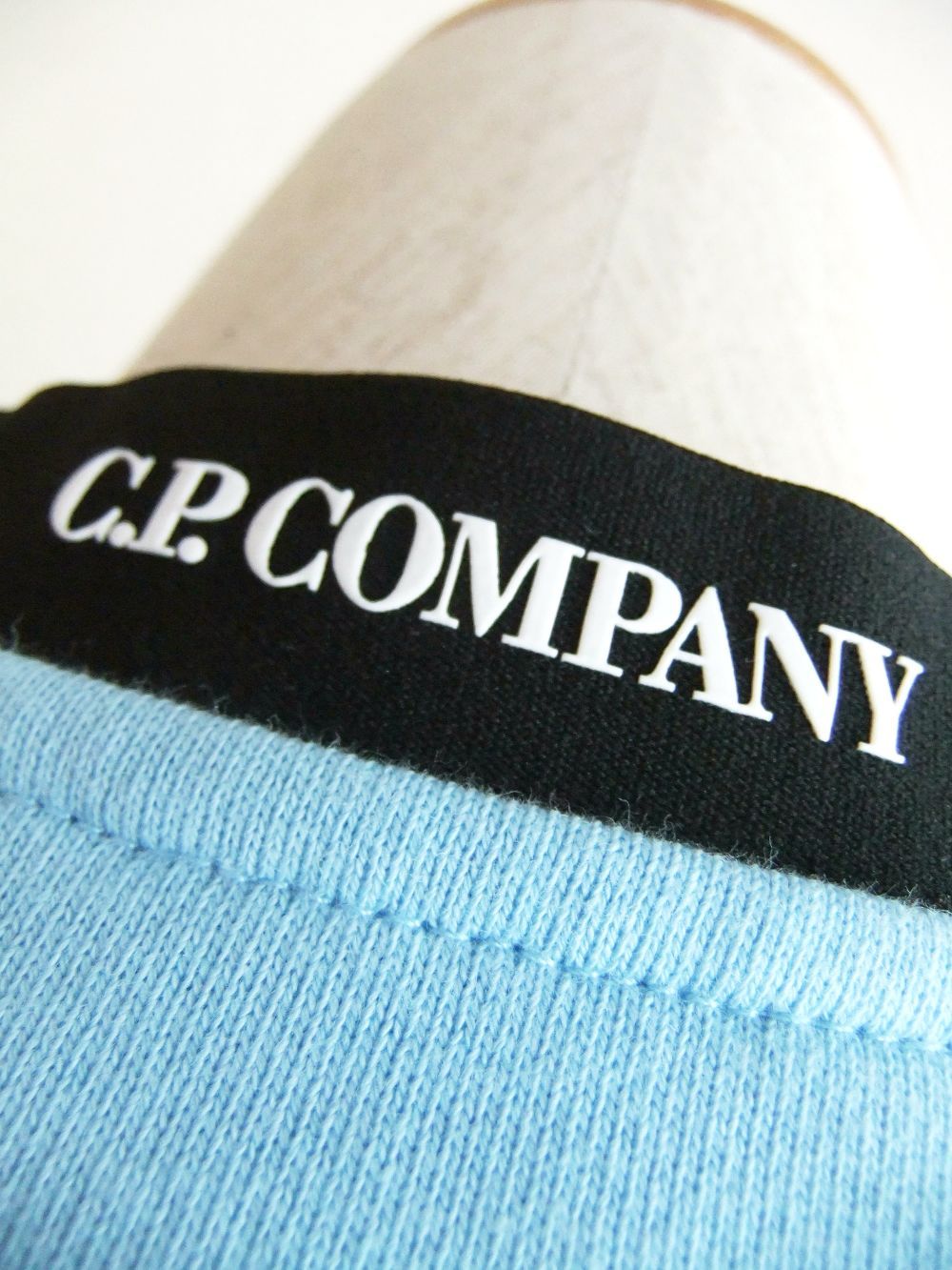 DIAGONAL RAISED FLEECE  SWEATSHIRT  (ブルー) クルーネック スウェットシャツ