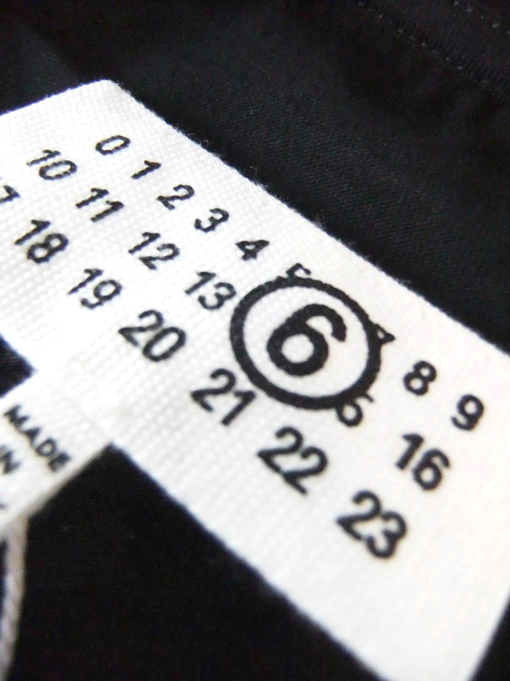 【レディース】MM⑥ MAISON MARGIELA    (ブラック)  シグネチャー ジャージーTシャツ