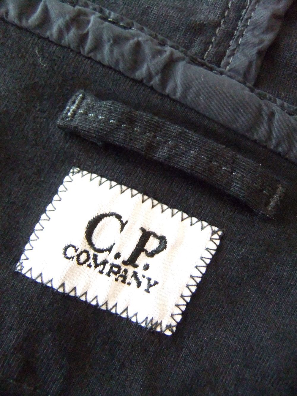 C.P. COMPANY - KNITTED NYLON JERSEY EXPLORER JACKET C.P. COMPANY - KNITTED NYLON JERSEY EXPLORER JACKET