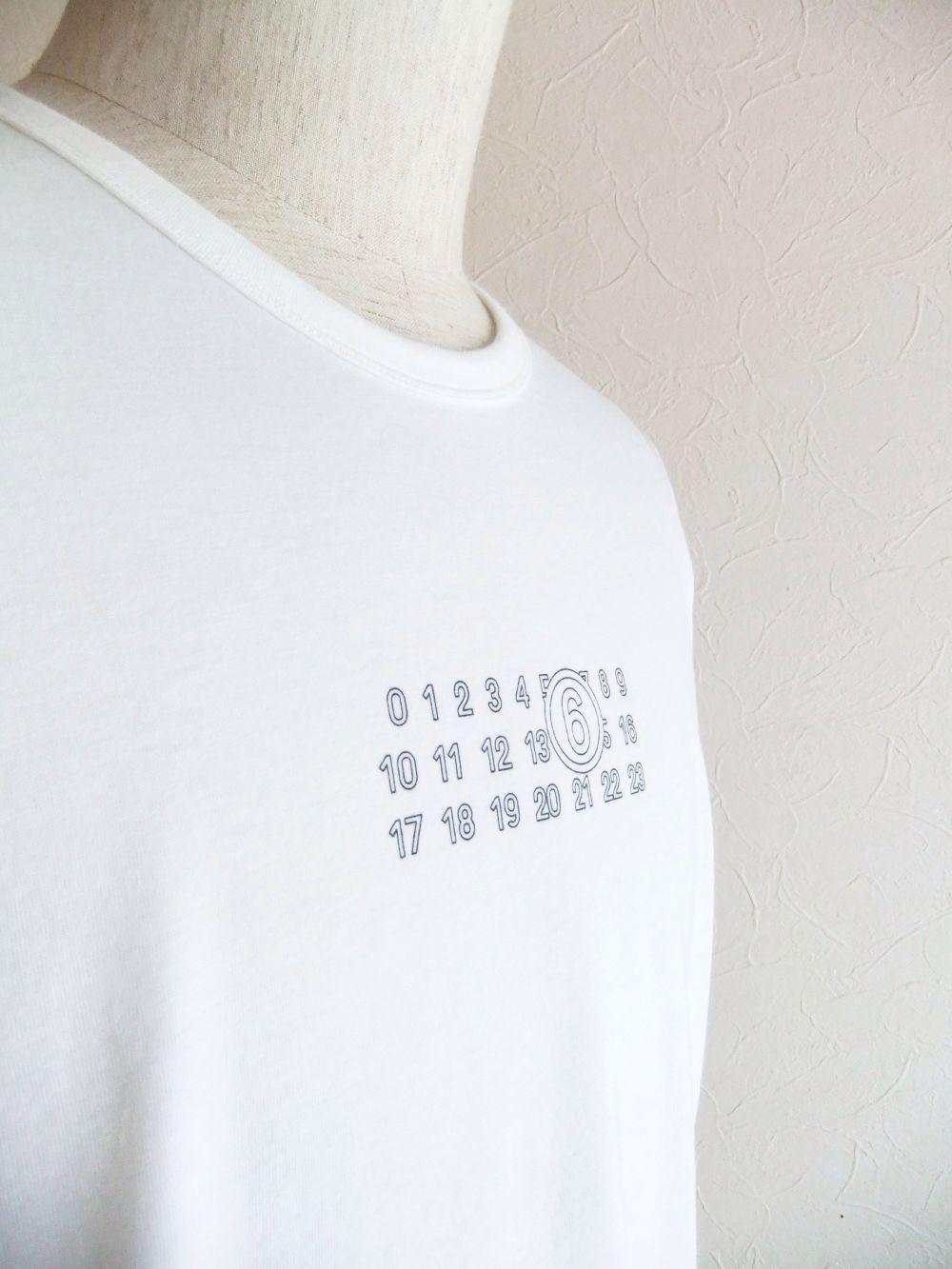 MM6 ロゴTシャツ　ホワイト　12Y ラスト1点！ 楽天市場】Maison Margiela メゾンマルジェラ Tシャツ MM6