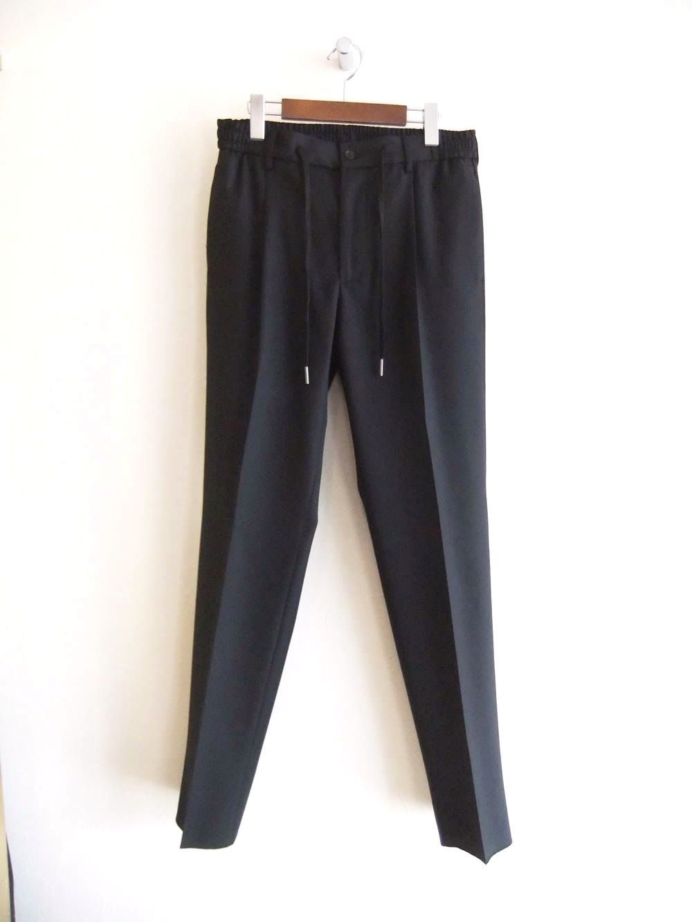 A-DAKAR    ワンプリーツ ウール ストレッチ スーツ