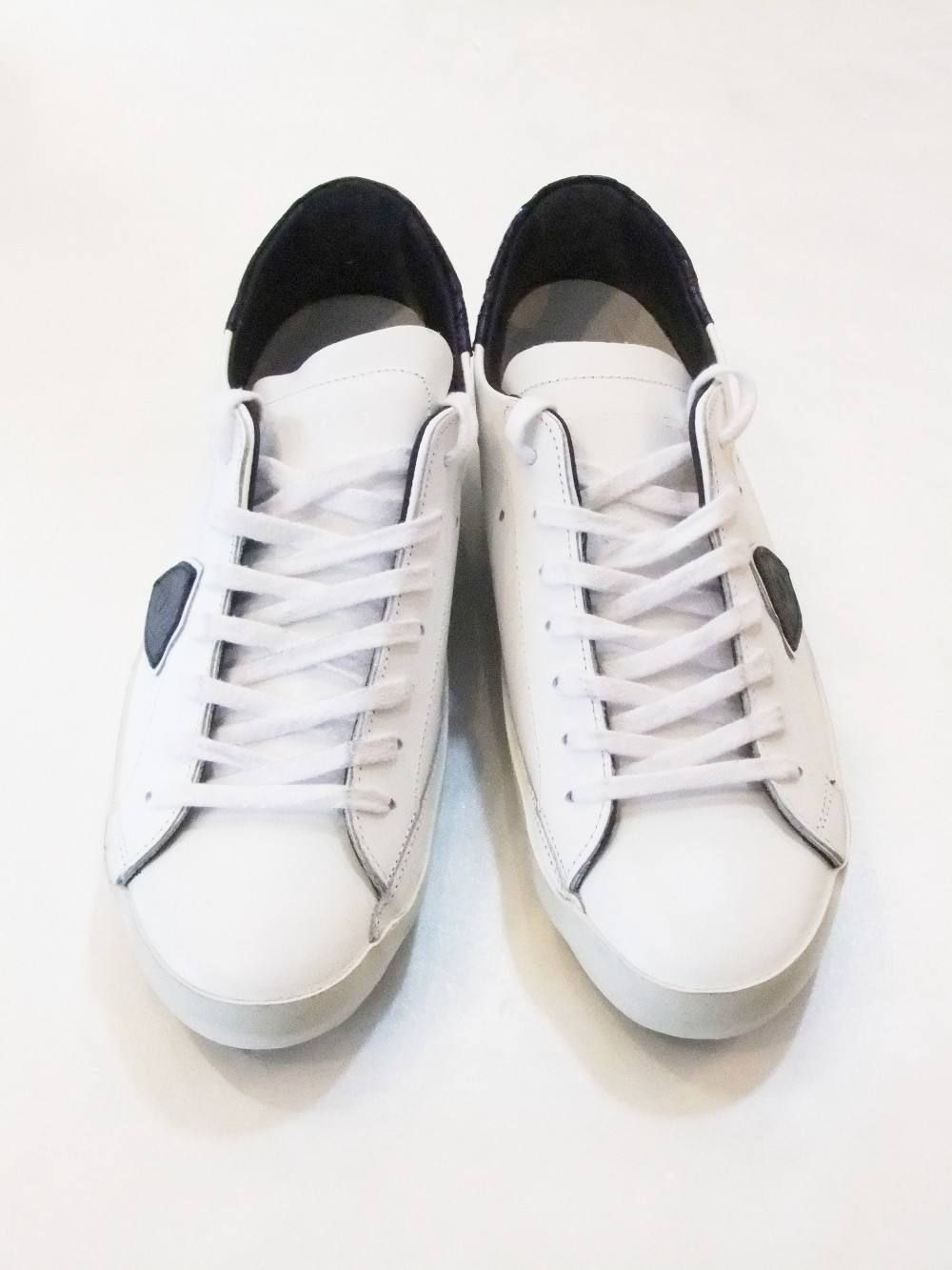 CLASSIC VEAU LOW-CUT (WH/BL)